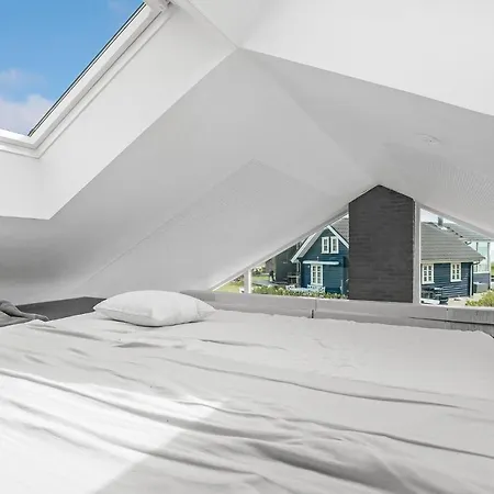 3 Bedroom Stunning In Juelsminde